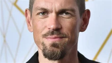 steve howey gay scene|The Untold Truth Of Steve Howey